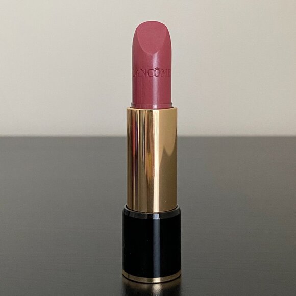 Lancome L'absolu Rouge Lipstick in 391 Exotic Orchid - Picture 5 of 14